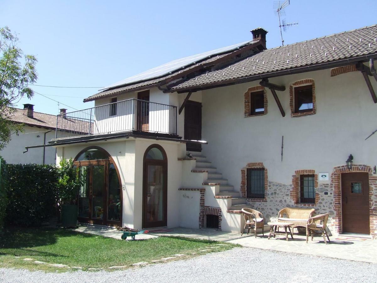 La Meridiana, Monolocale In Cascina Ristrutturata Boves Bagian luar foto